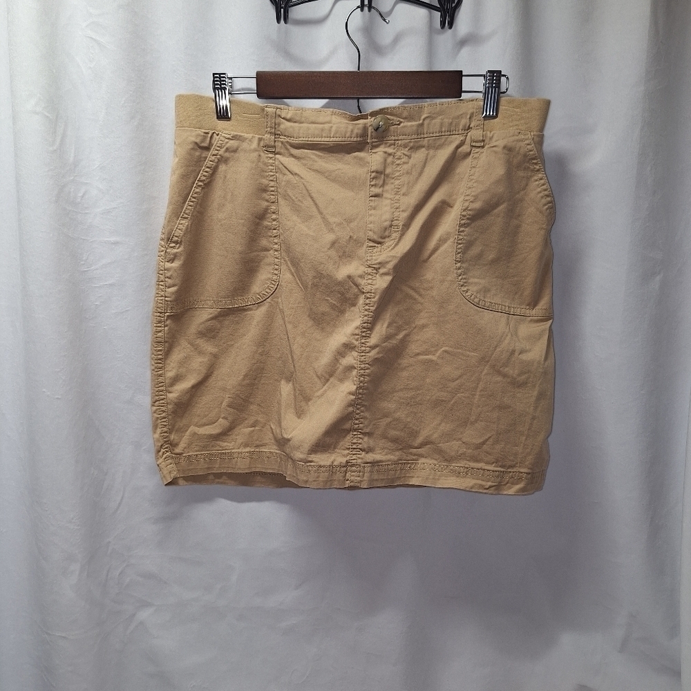 Lee riders tan skorts size 12M